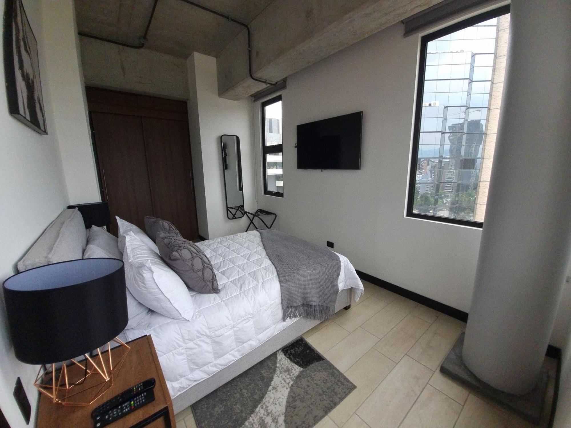 Apartamento 2 Habitaciones, Edificio Eon, Zona 10, Turin Ciudad de Guatemala Exteriér fotografie